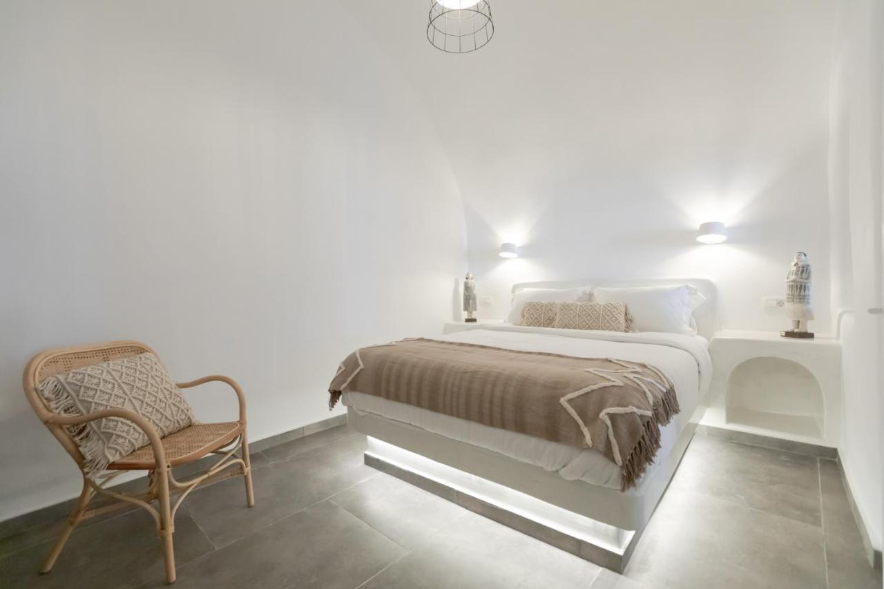 Doukas Caldera Suites Фіра Екстер'єр фото